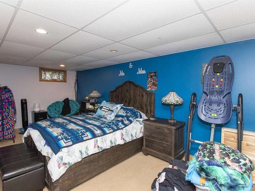 745 Syndicate Avenue N, Thunder Bay, ON - Indoor Photo Showing Bedroom