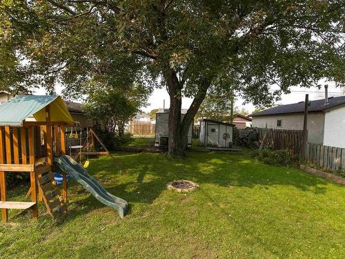 745 Syndicate Avenue N, Thunder Bay, ON - Outdoor With Backyard