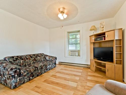 Salon - 15 Rue De L'Église, Saint-Isidore-De-Clifton, QC - Indoor Photo Showing Living Room