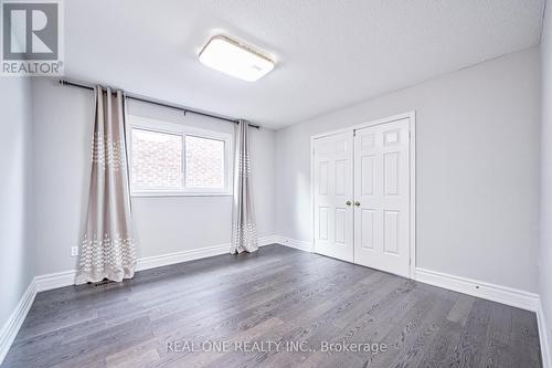 1321 Monks Passage, Oakville (Glen Abbey), ON - Indoor Photo Showing Other Room