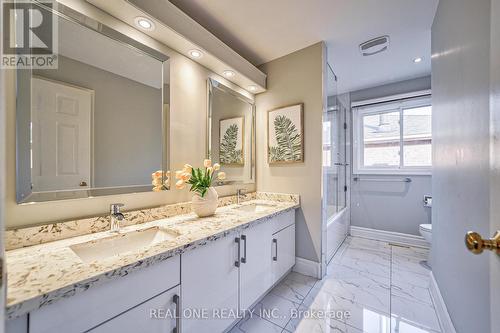 1321 Monks Passage, Oakville (Glen Abbey), ON - Indoor Photo Showing Bathroom