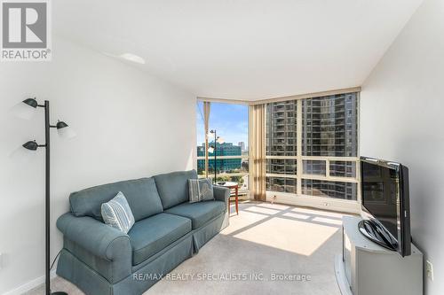 1204 - 45 Kingsbridge Garden Circle, Mississauga, ON - Indoor Photo Showing Living Room