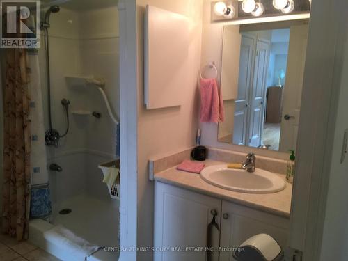 919 - 100 Scottfield Drive, Toronto (Agincourt North), ON - Indoor Photo Showing Bathroom