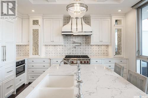 501 637 University Drive, Saskatoon, SK - Indoor Photo Showing Kitchen With Upgraded Kitchen