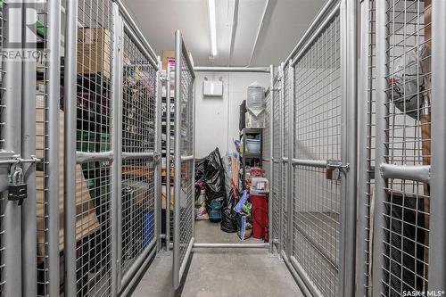 501 637 University Drive, Saskatoon, SK - Indoor With Storage