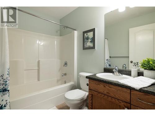 1451 Rose Meadow Drive Unit# 12, West Kelowna, BC - Indoor Photo Showing Bathroom