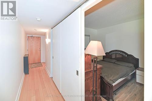 M18 - 350 Wellington Street W, Toronto (Waterfront Communities), ON - Indoor