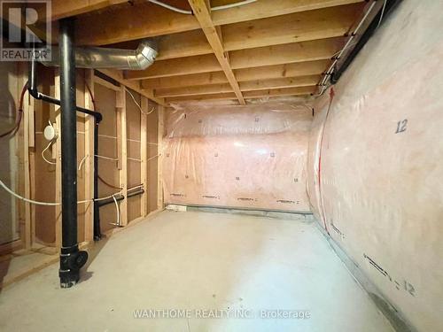 1 Amaranth Court, Richmond Hill, ON - Indoor Photo Showing Basement