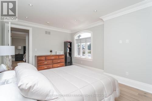 927 The Greenway, Mississauga, ON - Indoor Photo Showing Bedroom