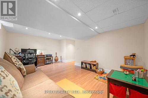 54 Viking Drive, Hamilton, ON - Indoor