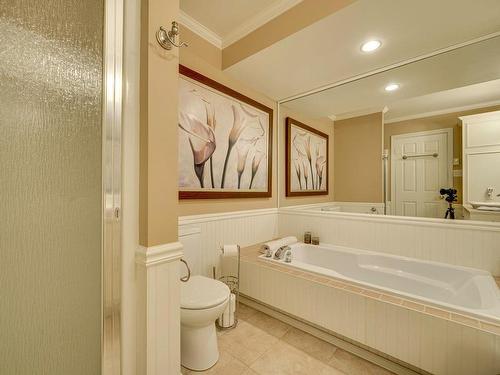 Salle de bains - 42 Av. Vital, Saint-Sauveur, QC - Indoor Photo Showing Bathroom