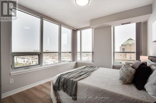 2308 - 4090 Living Arts Drive, Mississauga (City Centre), ON - Indoor Photo Showing Bedroom