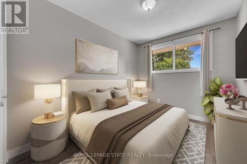 558 Ontario Street, St. Catharines, ON - Indoor Photo Showing Bedroom