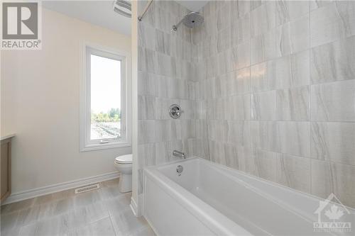 Main Bath - 138 Lumen Place, Ottawa, ON - Indoor Photo Showing Bathroom