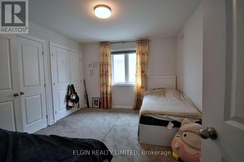 118 Benjamin Parkway, St. Thomas, ON - Indoor Photo Showing Bedroom