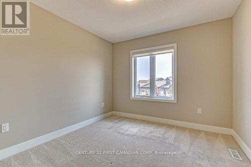 76 - 1375 Whetherfield Street, London, ON - Indoor Photo Showing Other Room