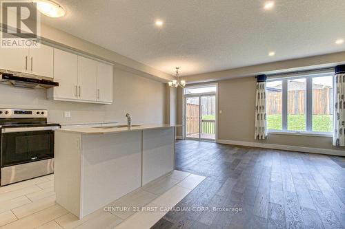 76 - 1375 Whetherfield Street, London, ON - Indoor Photo Showing Kitchen