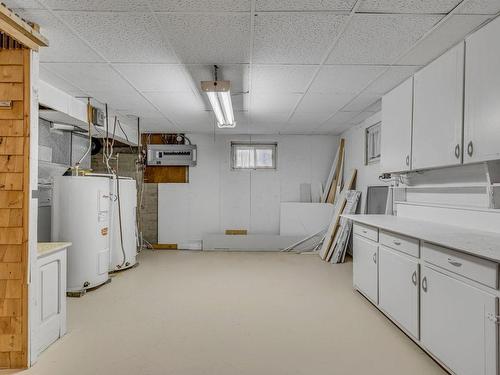 Laundry room - 10905Z  - 10907Z Rue Charmont, Québec (Les Rivières), QC - Indoor Photo Showing Basement