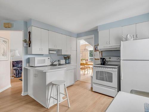 Kitchen - 10905Z  - 10907Z Rue Charmont, Québec (Les Rivières), QC - Indoor Photo Showing Kitchen