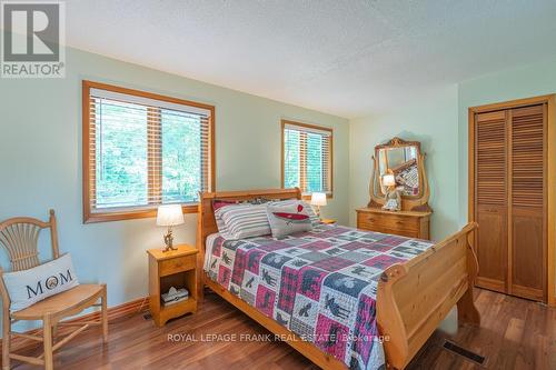 337 Philrick Drive, Galway-Cavendish And Harvey, ON - Indoor Photo Showing Bedroom