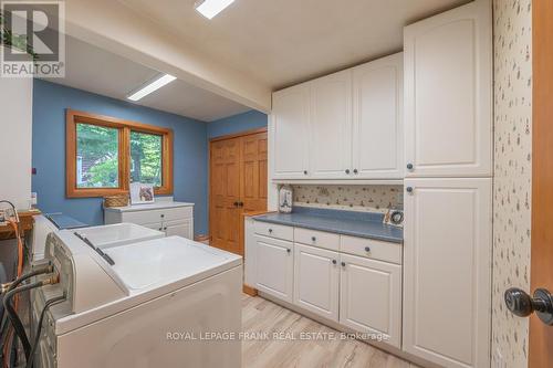 337 Philrick Drive, Galway-Cavendish And Harvey, ON - Indoor Photo Showing Laundry Room