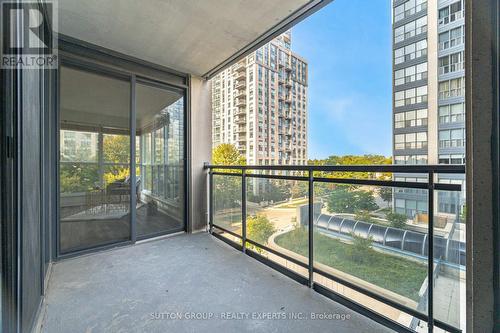 401 - 18 Hollywood Avenue, Toronto, ON - Outdoor With Balcony With Exterior