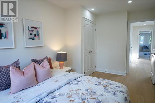 22 Reidmount Avenue, Toronto (Agincourt South-Malvern West), ON - Indoor Photo Showing Bedroom