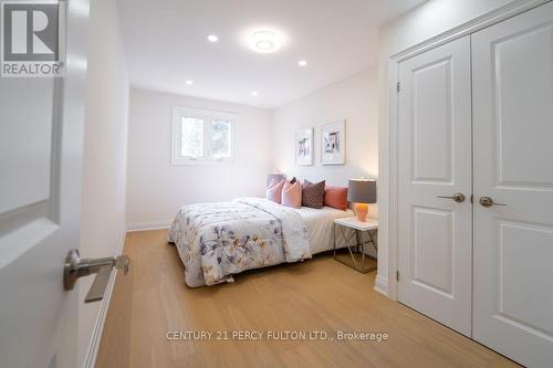 22 Reidmount Avenue, Toronto (Agincourt South-Malvern West), ON - Indoor Photo Showing Bedroom