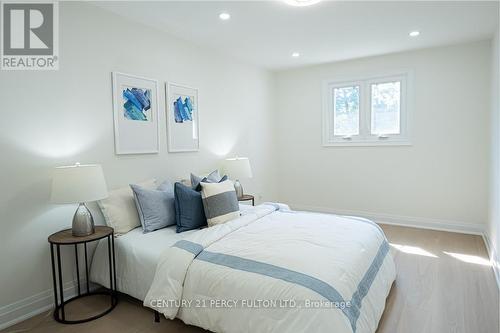 22 Reidmount Avenue, Toronto (Agincourt South-Malvern West), ON - Indoor Photo Showing Bedroom