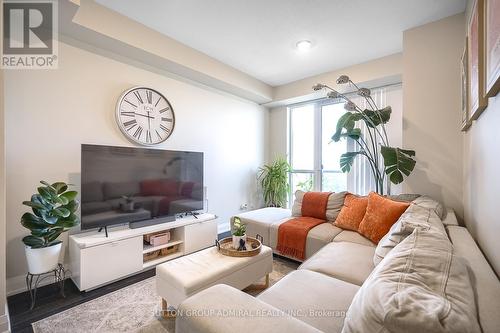 1017 - 9582 Markham Road S, Markham (Wismer), ON - Indoor Photo Showing Living Room