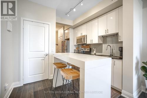 1017 - 9582 Markham Road S, Markham (Wismer), ON - Indoor Photo Showing Kitchen