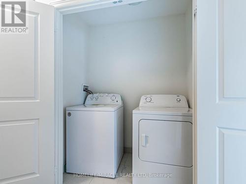 35 Sail Road, Brampton, ON - Indoor Photo Showing Laundry Room