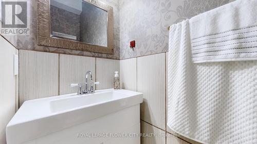 454 Krotonne Crescent, Mississauga (Meadowvale Village), ON - Indoor Photo Showing Bathroom