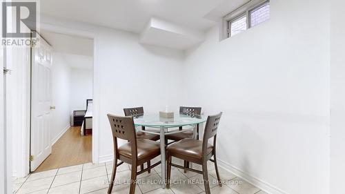 454 Krotonne Crescent, Mississauga, ON - Indoor Photo Showing Dining Room