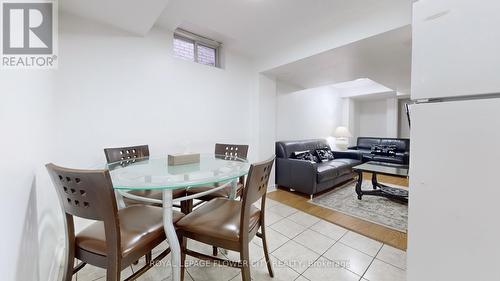 454 Krotonne Crescent, Mississauga, ON - Indoor Photo Showing Dining Room