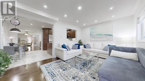 454 Krotonne Crescent, Mississauga (Meadowvale Village), ON - Indoor Photo Showing Living Room