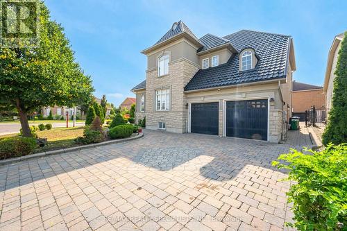 2 Belleville Drive, Brampton, ON - Outdoor