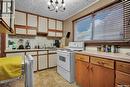 4 Aberdeen Place, Saskatoon, SK  - Indoor Photo Showing Kitchen 