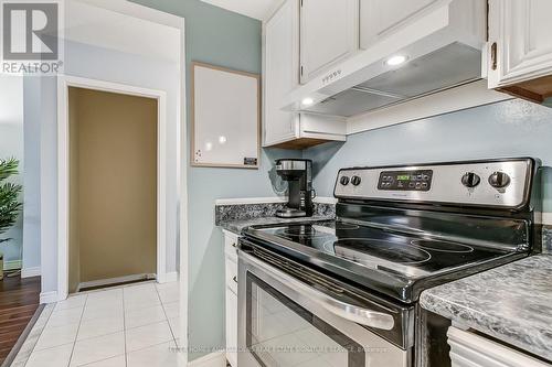 157 - 1951 Rathburn Road E, Mississauga, ON - Indoor Photo Showing Kitchen