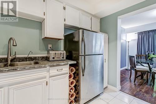 157 - 1951 Rathburn Road E, Mississauga (Rathwood), ON - Indoor Photo Showing Kitchen With Double Sink