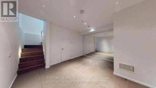 8 - 56 Lippincott Street, Toronto, ON - Indoor Photo Showing Other Room