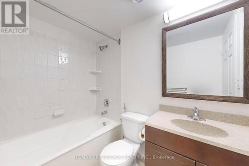 907 - 8 Lee Centre Drive, Toronto (Woburn), ON - Indoor Photo Showing Bathroom