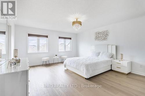 26 Willoughby Way S, New Tecumseth (Alliston), ON - Indoor Photo Showing Bedroom