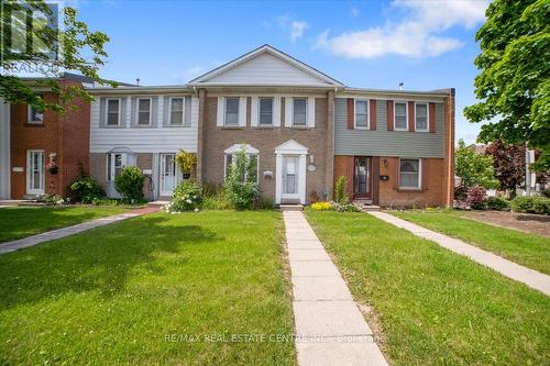 33 - 1020 Central Park Drive, Brampton (Brampton North), ON - Outdoor With Facade