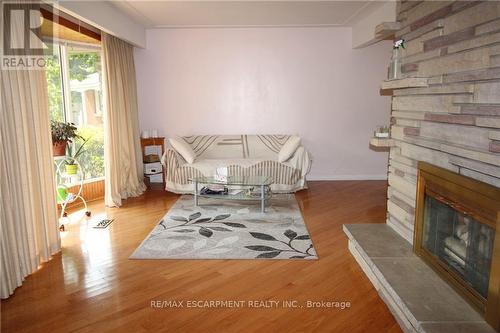 24 Leadale Place, Hamilton (Landsdale), ON - Indoor Photo Showing Living Room With Fireplace