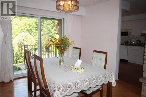 24 Leadale Place, Hamilton, ON - Indoor Photo Showing Dining Room