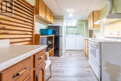 391 Briarhill Avenue, London, ON - Indoor Photo Showing Laundry Room