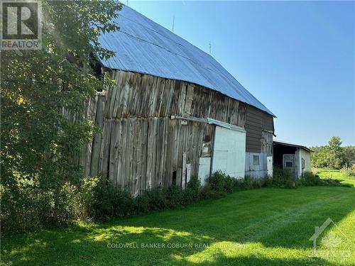 13688 Pigeon Island Road, South Dundas, ON 