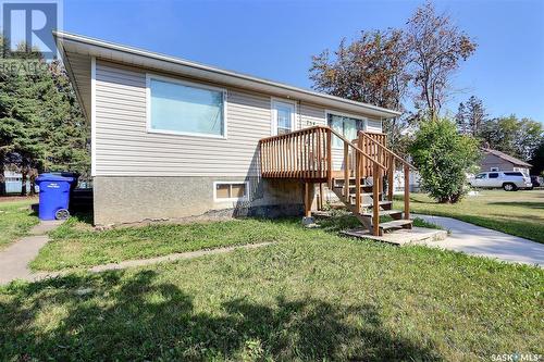 754 7Th Street E, Prince Albert, SK - Outdoor