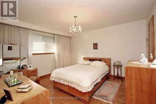 49 Stainforth Drive, Toronto (Agincourt South-Malvern West), ON - Indoor Photo Showing Bedroom